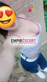 flavia linda mujer sensual muy ansiosa de sexo.