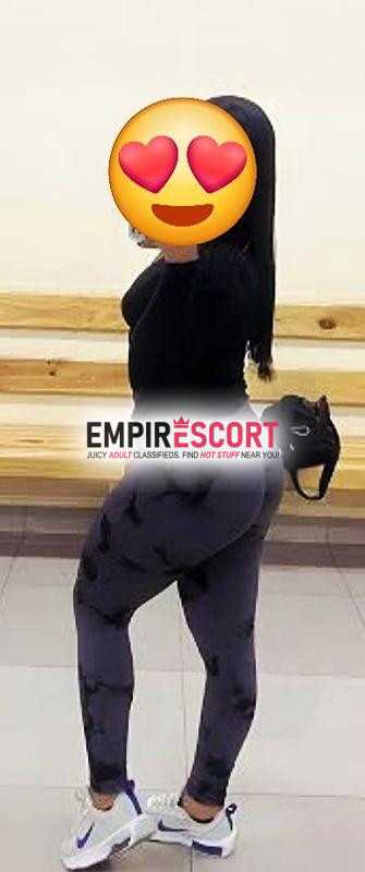 andrea hermosa