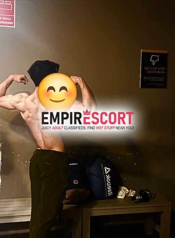 joven universitario de buena presencia