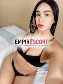 bella y exclusiva morena cuerpo de impacto culona tetona