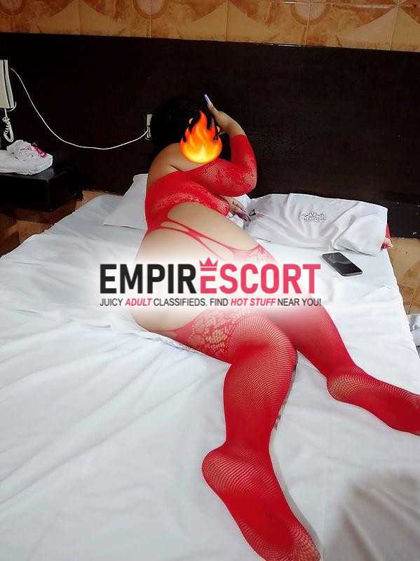 tu gatita comelona dispuesta complacerte unos ricos sentones 🍑🔥👄