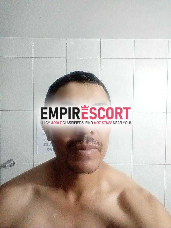 soy chico joven sediento de placer
