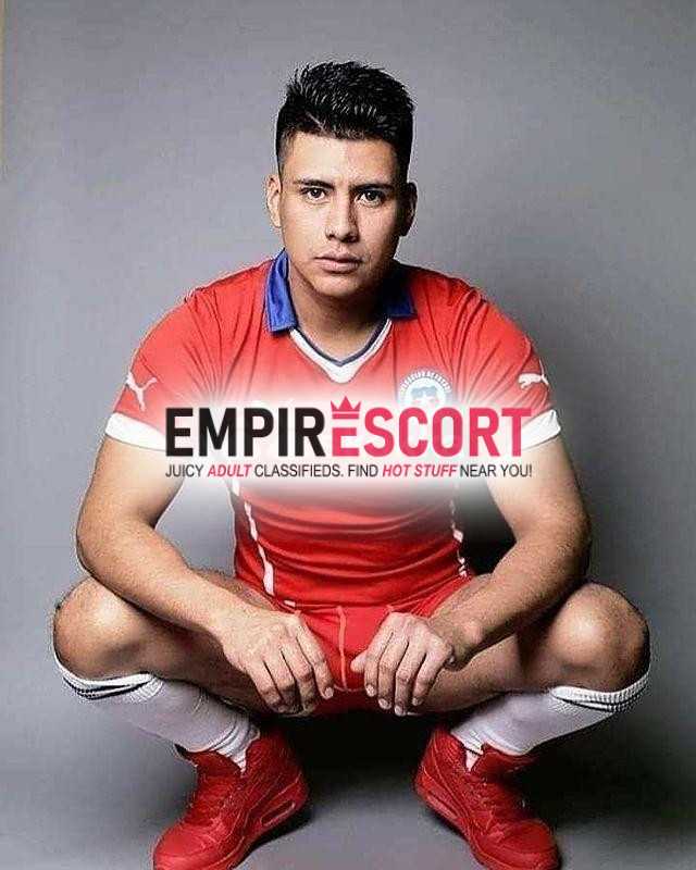 macho futbolista vergon morboso full poses lechero cachero