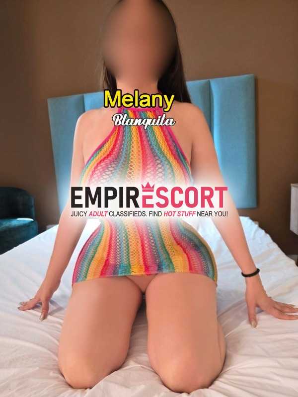 nenita ardiente de fogoso cuerpo teta srosadas paraditas