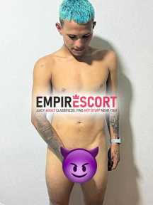 menino fogoso gostoso en cama 🔥🔥háblame y follamos incluye preÑada