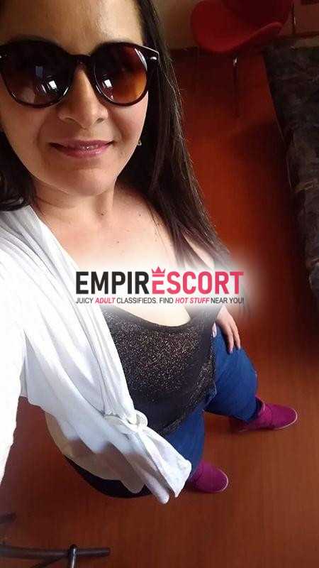 rubia golosa complaciente recién llegadita