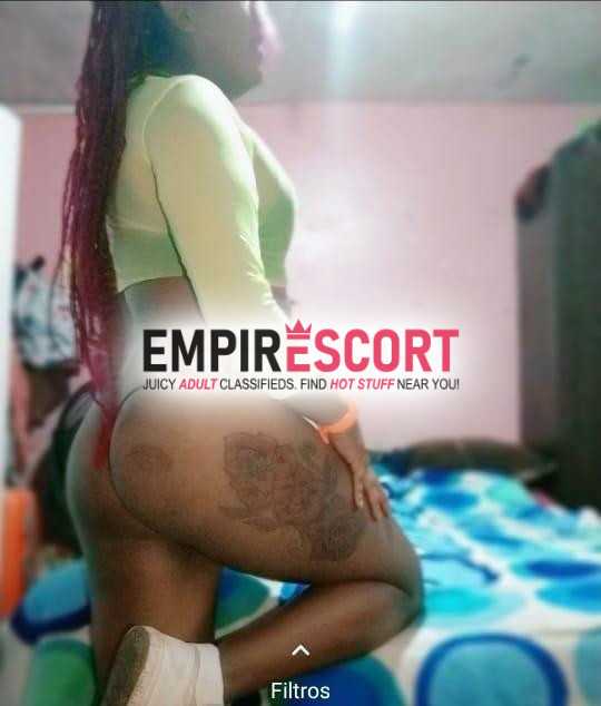 negrita chupa pinga
