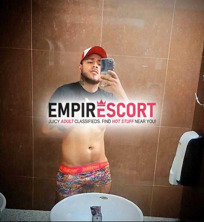 tatuado todo terreno 😈😈 full morboso🍑🍌 💦