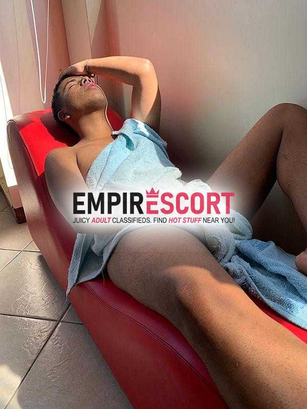 dylan🇪🇨vergon 19cm🍆con departamento discreto y privado🔥