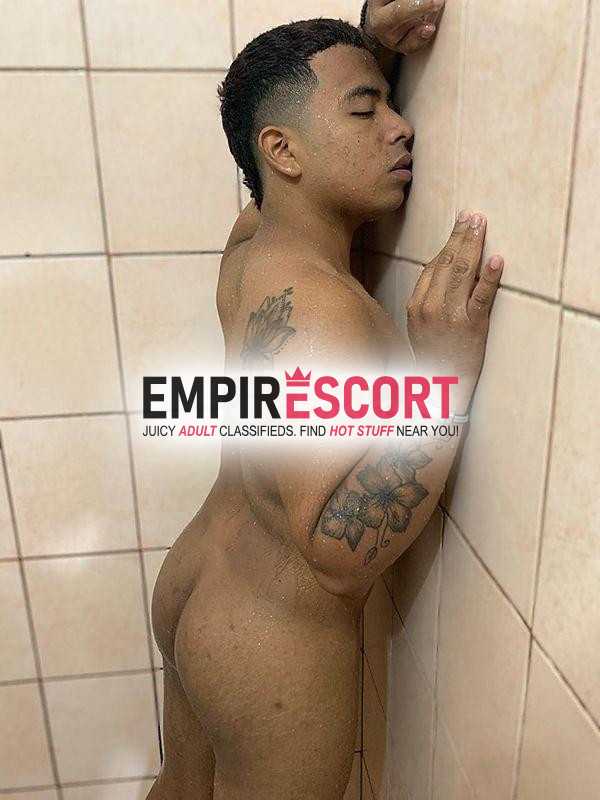 dylan🇪🇨vergon 19cm🍆con departamento discreto y privado🔥