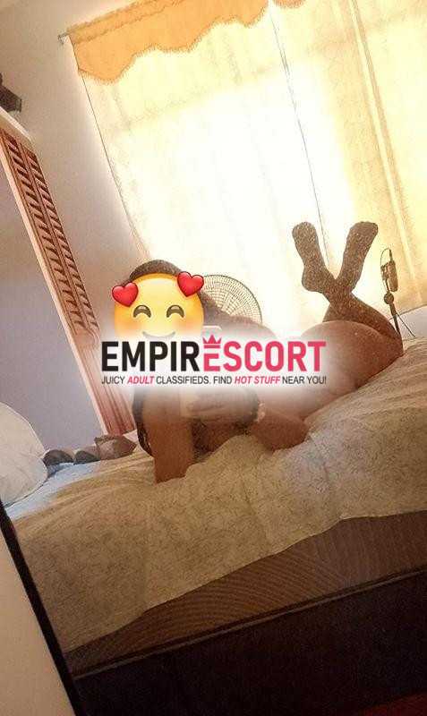 soy tu gatita rico cuerpito para que disfrutes amor 🥰🥰