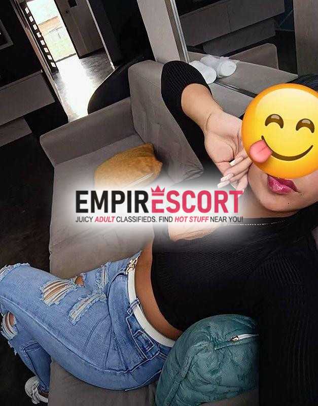 hola papi soy rocío cachera bien rica deseos de que me cojas tu gusto ven y disfruta no te quedes las ganas.
