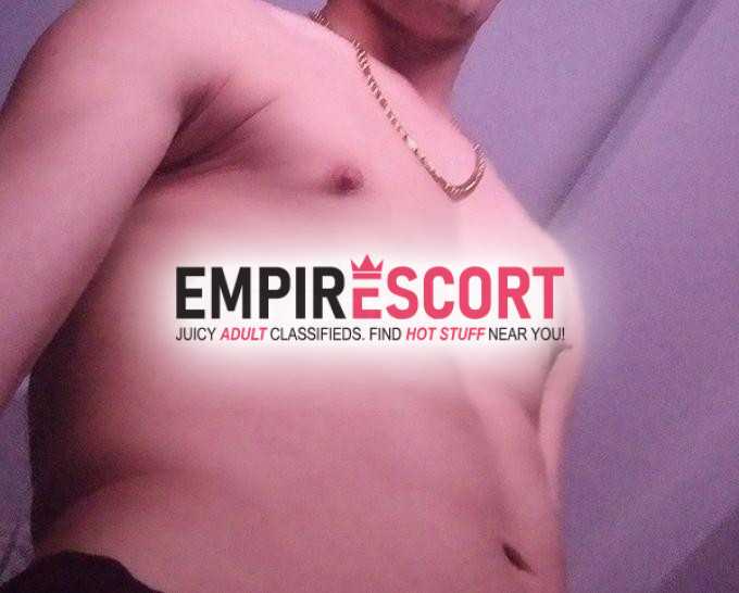 hola soy dotado 23cm  
no tengo sitio