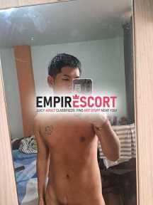 chico complaciente cambio de dinerobuen acompañante