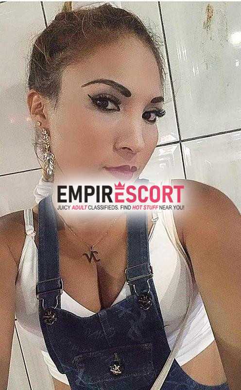 nikol sexy bebita juguetona en todas tus travesuras en cama 24 aÑitos de edad y rico 
cuerpito
