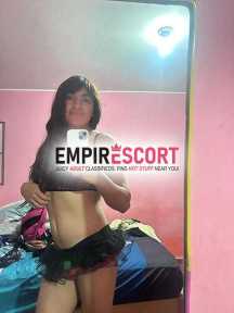 chica de clóset super caliente