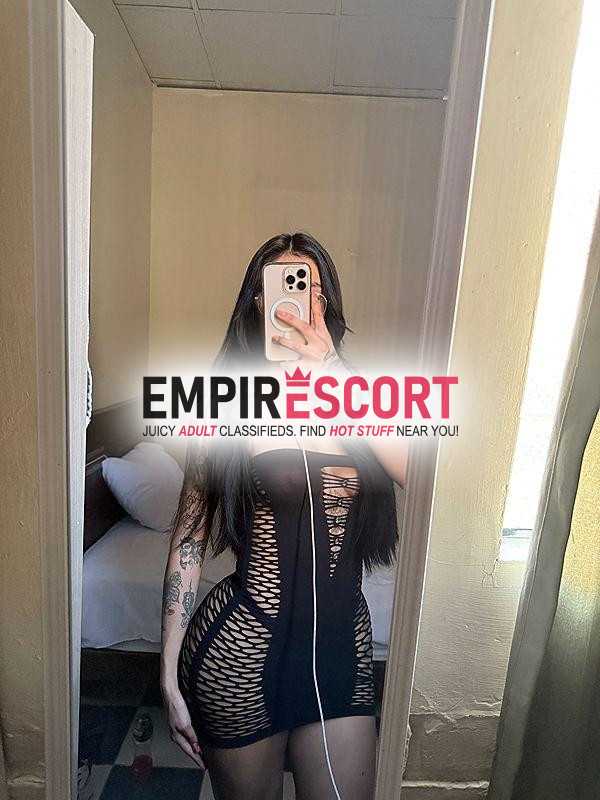🦋 morena pelinegra tatuada de piel suave y buen cuerpo 🦋