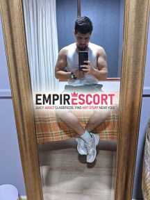 arturo escort y masajista en miraflores