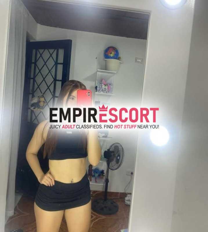 blanquita caliente lista para detonar