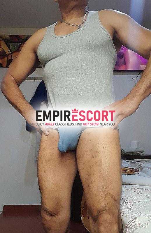 hombre maduro activo de buen físico y de miembro grande de muy buen trato para gente poca experiencia pocos días en huancayo