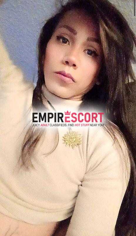 hola soy aleska 
tu chica versatil