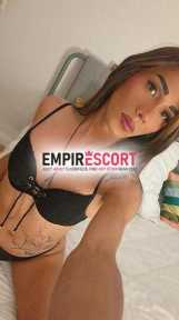 hola soy aleska 
tu chica versatil