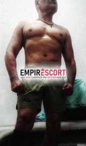 activo maduro muy experto en dar placer
dotado buen cuerpo y muy discreto y varonil