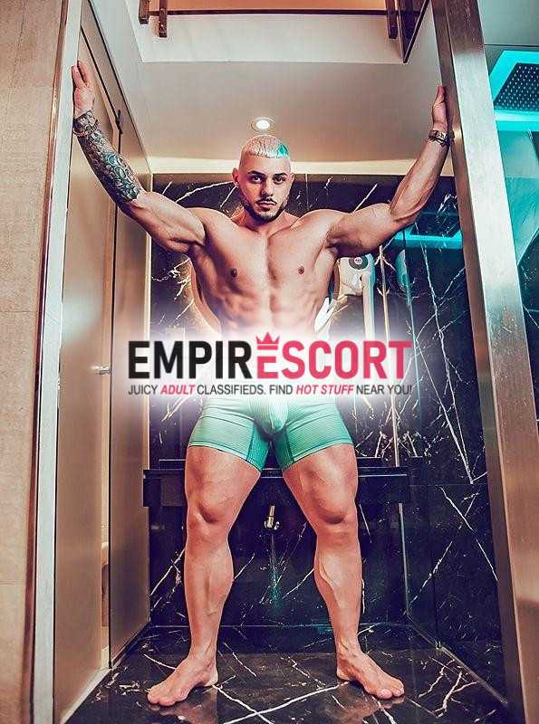 joven eurpeo activo dotado🍆 nuevo en el pais