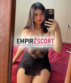 yoisy escríbeme mi amor 💖 tengo 19 anitos nueva en este trabajo por temas económicos para pagar mi universidad 💕