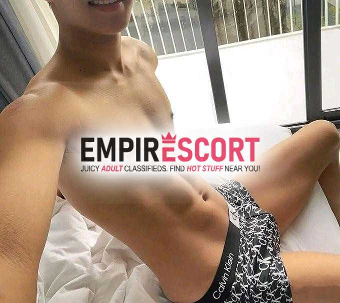 twink atractivo badboy dotado🇨🇱🇵🇪 de paso por esta ciudad🍆🔥