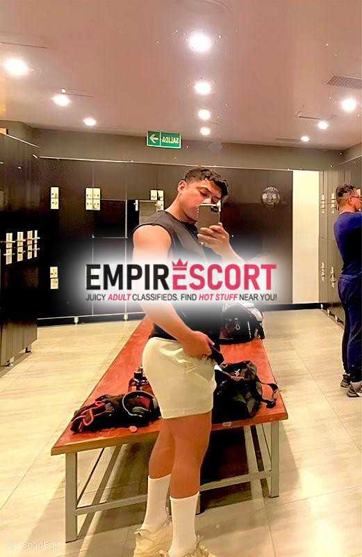 🍆🇨🇴🇨🇴musculoso masajista profesional varonil bisexual mido 175 y tengo 24 años