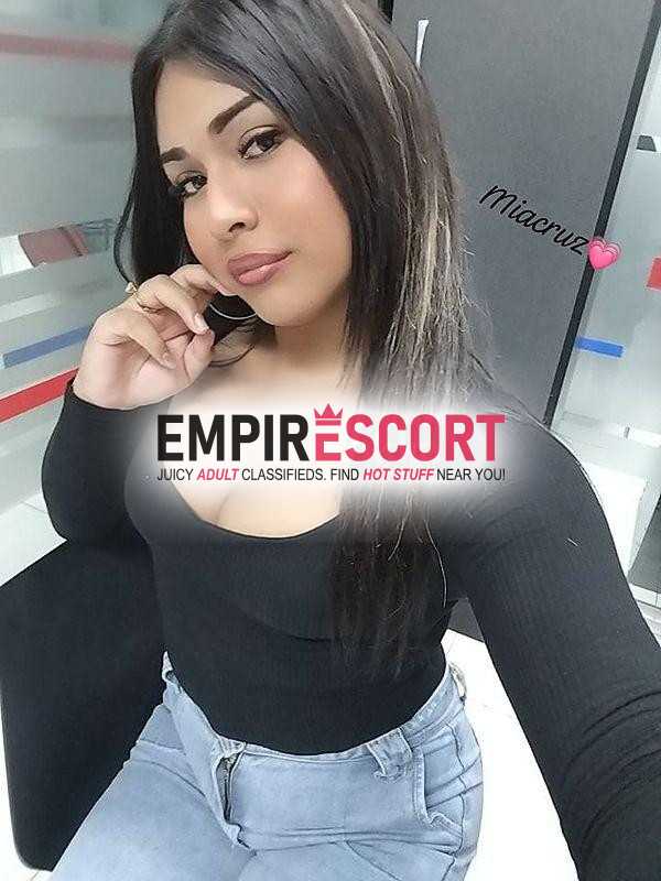 hellen señorita universitaria-a1 💗
