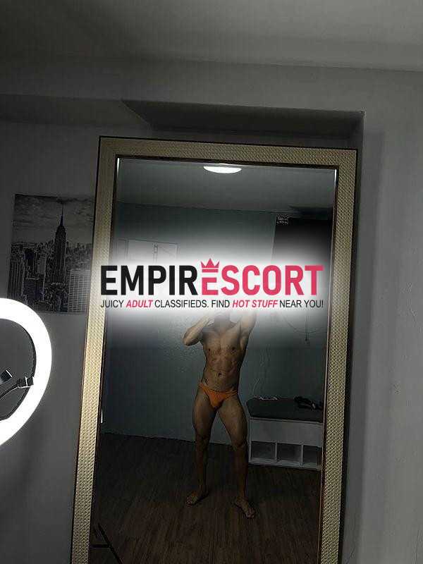 chico caliente morboso 
lampiño 
delgado fit 
pasivo 🍑