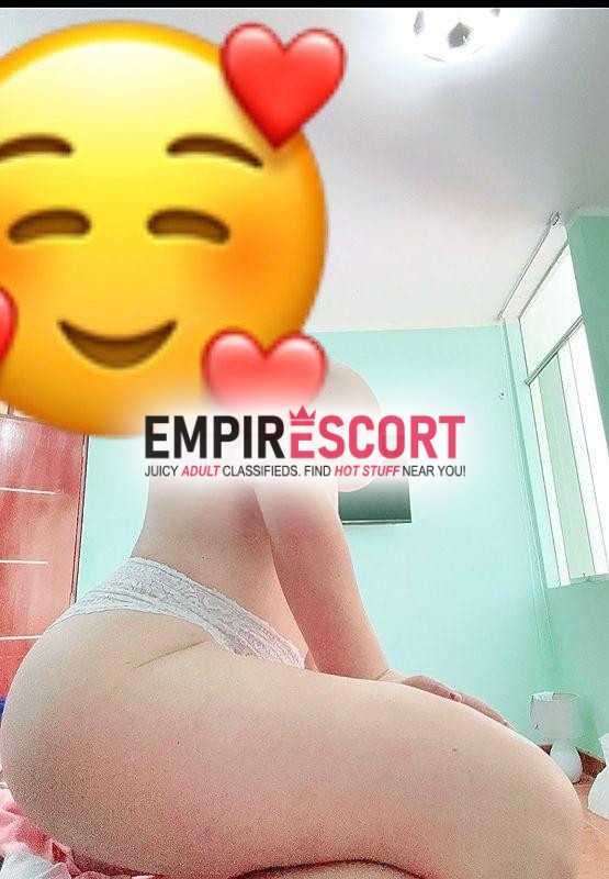 hola amor me llamo luna soy chica bella atrevida y muy atractiva conóceme y pasaremos muy rico en todas las posiciones amor