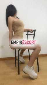 hola soy linda señorita de hermosa figura cuerpo menudito