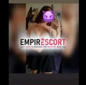 soy universitaria pienso blanquita full sexo oral y poses