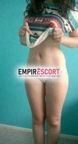 yoselin jovencita rica y apretadita peladita sexi😈💋