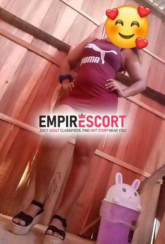 tu chinita complaciente golosa rica y apretadita