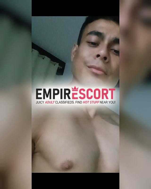 refrescate conmigo 🥵🍼💦💦universitario de upao trujillo disponible para cumplir fantasÍas 🥵🥵 mall plaza 💪