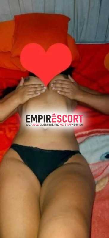 norteÑita de cuerpo rico y sabroso de buen ajuste estrechita cuento depa en el centro