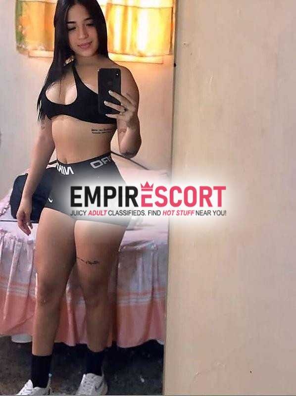 hola mis amores mi nombre es scarlett dulce y atrevida🥰😈