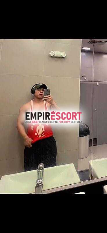 🍆🇨🇴musculoso bisex varonil masajista profesional mido 175 y tengo 24 años de buena presencia