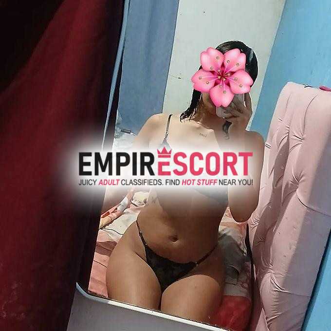 con rica🦪conchita 😋apretadita👉te saco lechita💦anÍmate quieres que te chupe rico😋