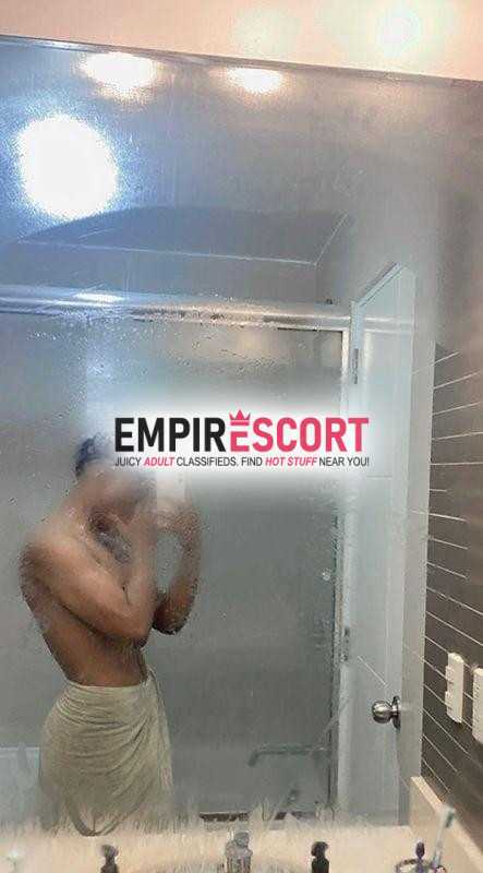jovencito moreno bien equipado y culón 🍑🍆