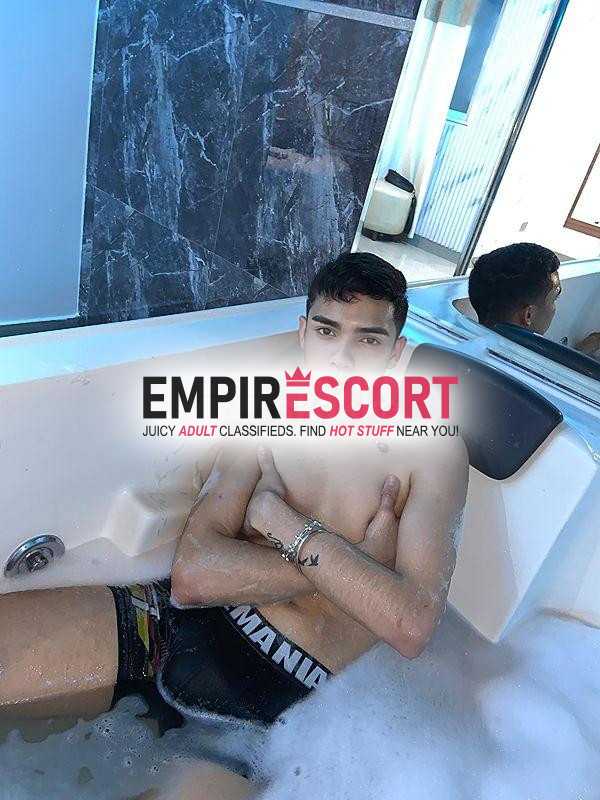 joven 🇨🇴colombiano 🍆dotado lechero 💦con lugar discreto❄️ y domicilio 😈