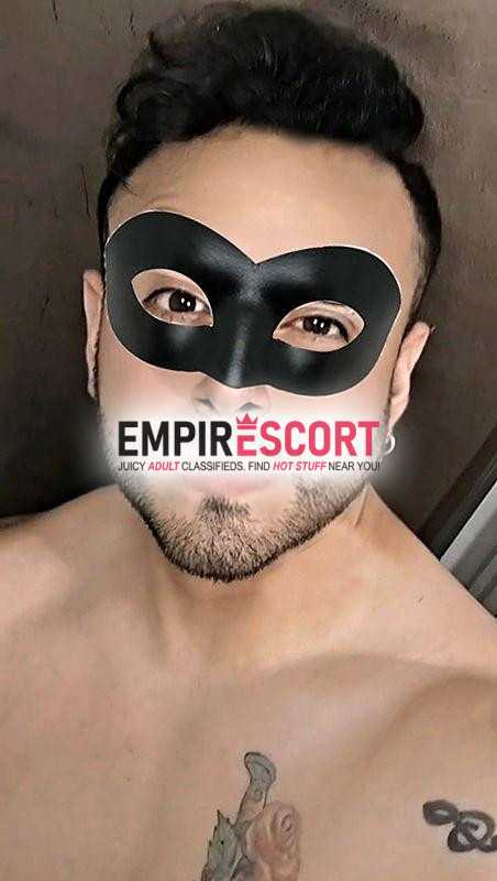 macho atletico💪🏻😏con verga muy gruesa🍌 para hacerte gozar🔥😈💦