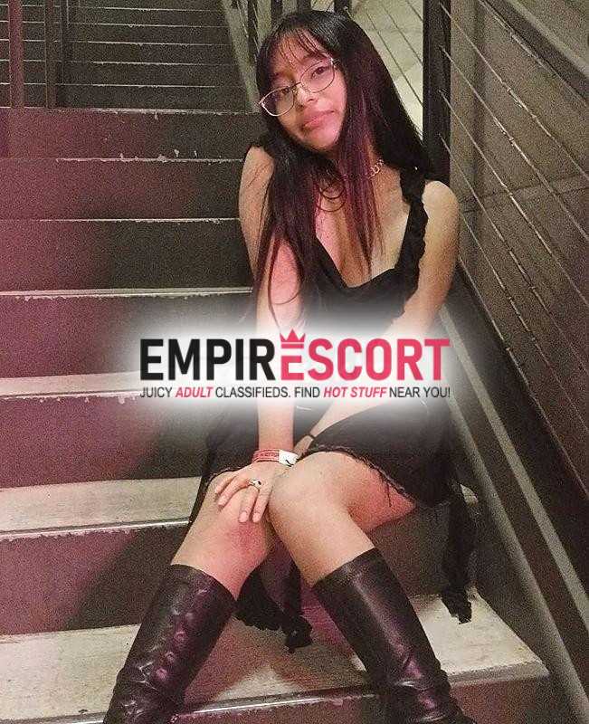 permíteme ser tu compañera en aventura donde el placer y conexión son los protagonistas. 🤤