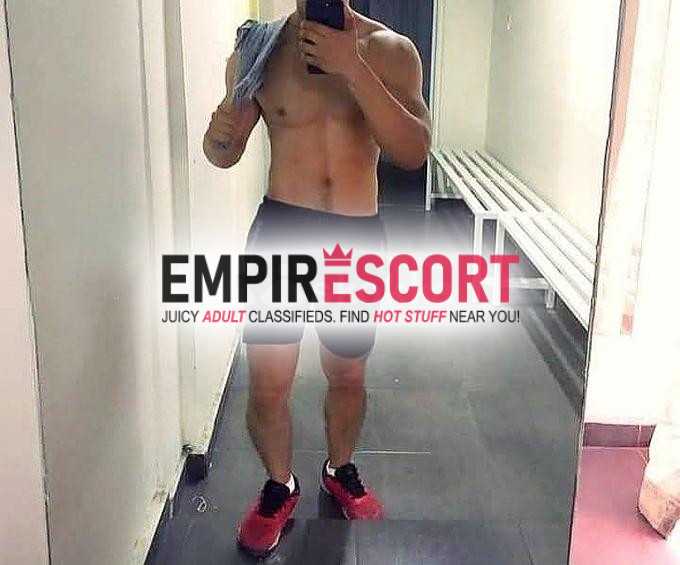 folĹador deportista joven adicto al poto te lleno mi lche🍆💦💦 te shupo tu shushito culito muy rico me basio donde pidas