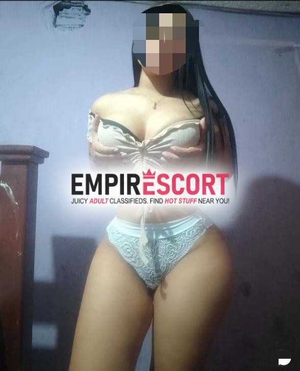 😘me encanta lechita en todo mi cuerpo rico y apretadito