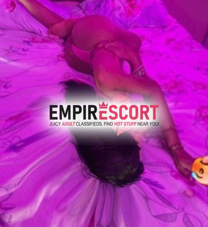 sexy morenita mamona🍓🍫 hermosa colita para reventar😘🥵